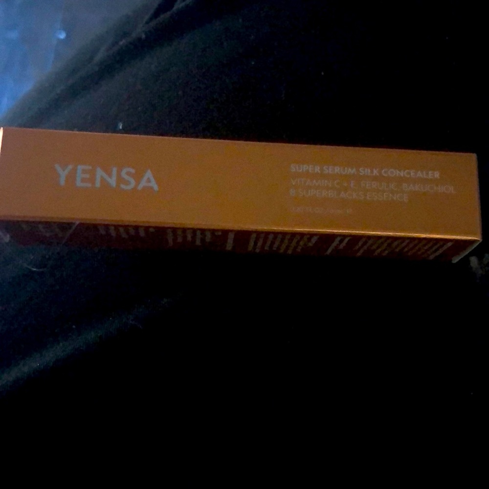 Yensa super serum silk concealer